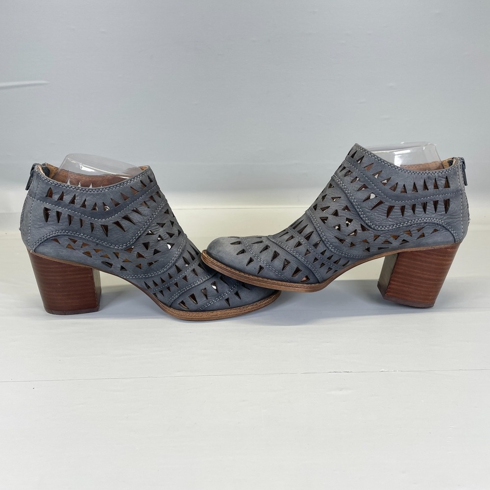 Sofft Westwood Lasercut Ankle Boots Womens Size 8 M Gray Blue Leather Western - Picture 7 of 10